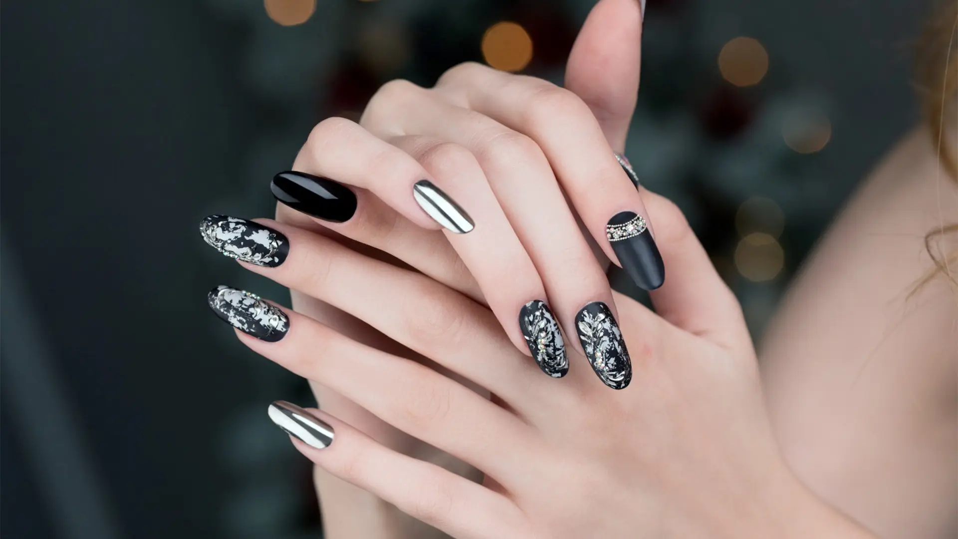 Kumru Protez Tırnak